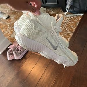 Nike React Hyperdunk 2017